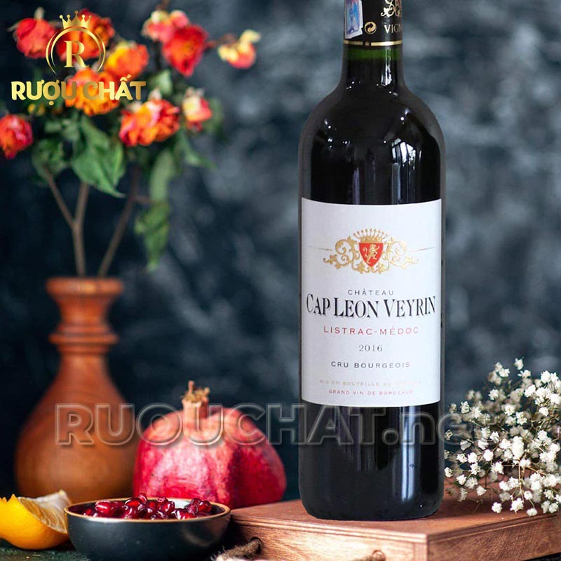 Khám Phá Hương Vị Độc Đáo Của Château Cap Léon Veyrin