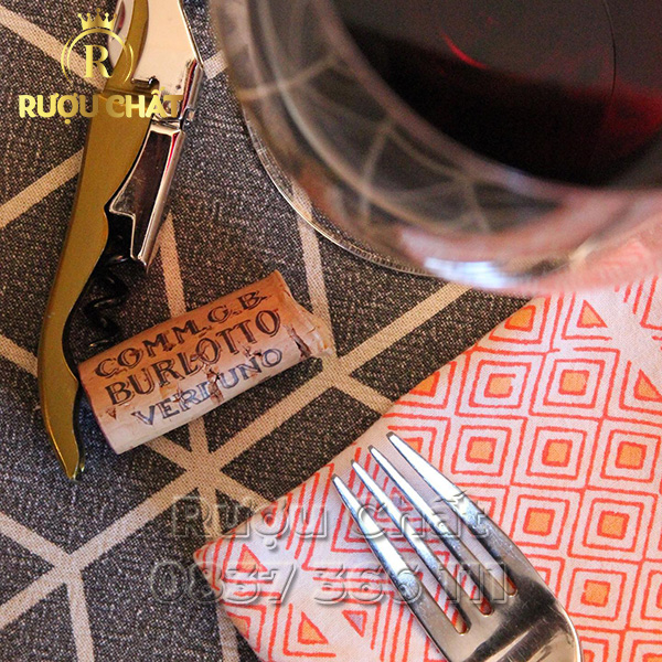 Comm. G.B. Burlotto Aves Barbera D'alba