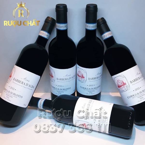 Comm. G.B. Burlotto Aves Barbera D'alba Comm. G.B. Burlotto Aves Barbera D'alba